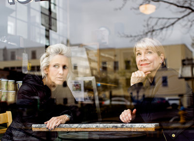 Siri Vik and Shirley Andress. Photo by Dmitri von Klein | monovita.com