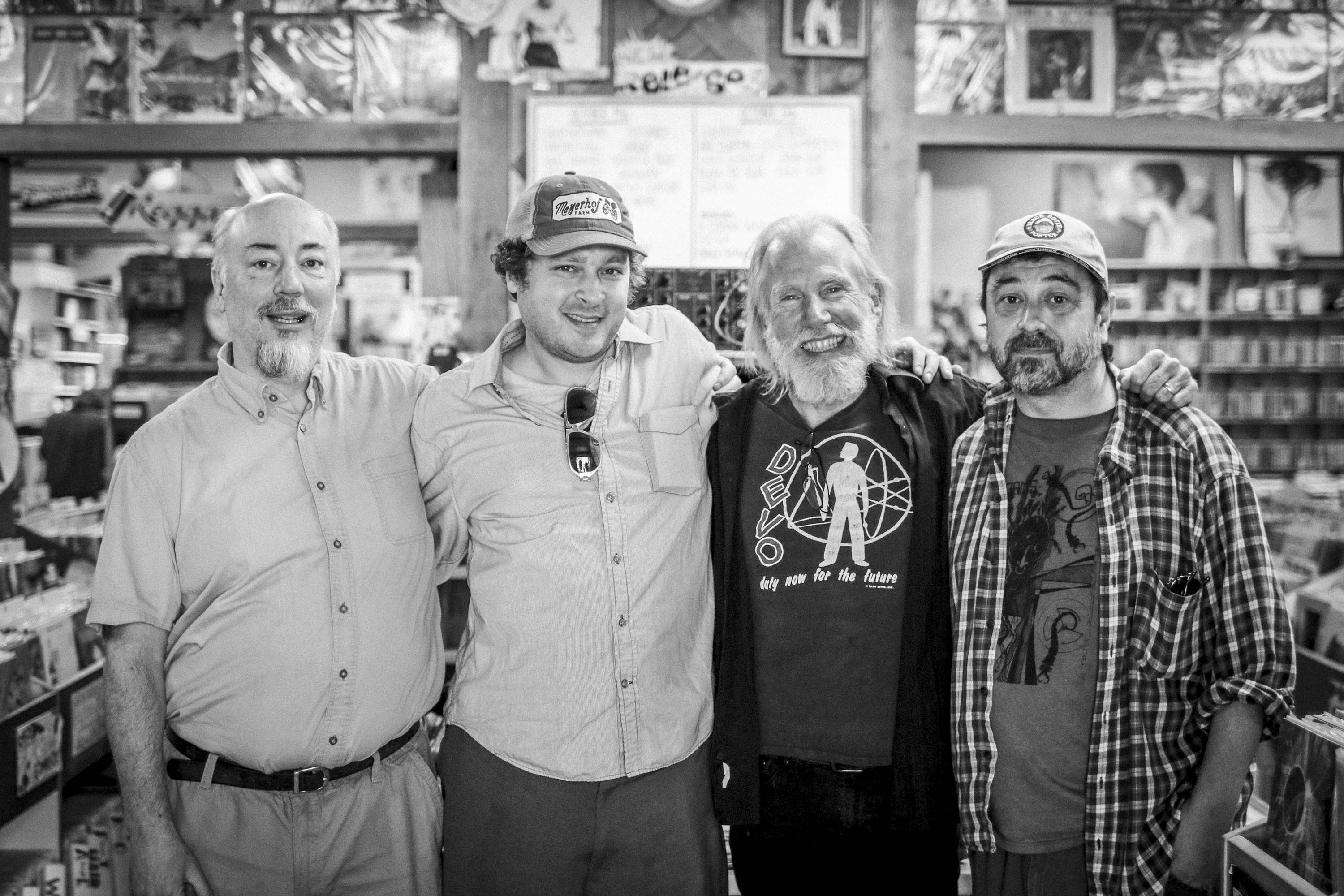 0IMG_2123-bw
