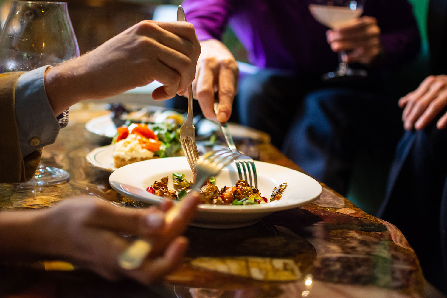 20190124chow-04-03-party_bar-5745