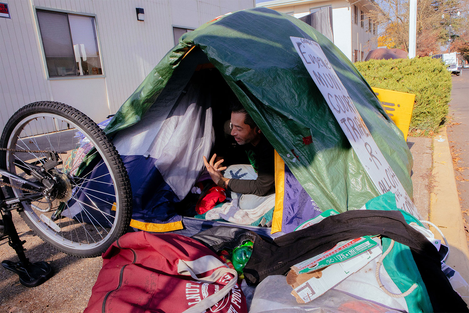 20191107news-HomelessSurveillance-7270-web
