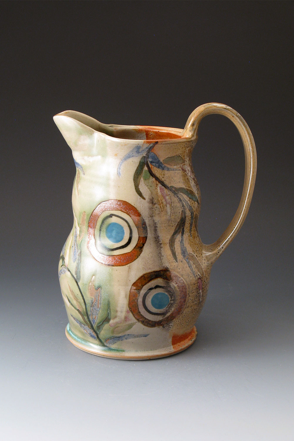 20191114holiday-happenings-TracieManso-Pitcher